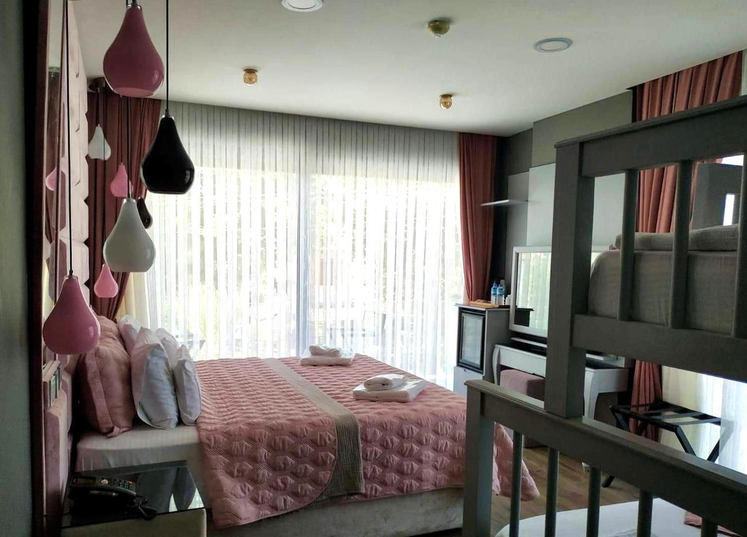 Ferush Boutique Hotel Urla Buitenkant foto